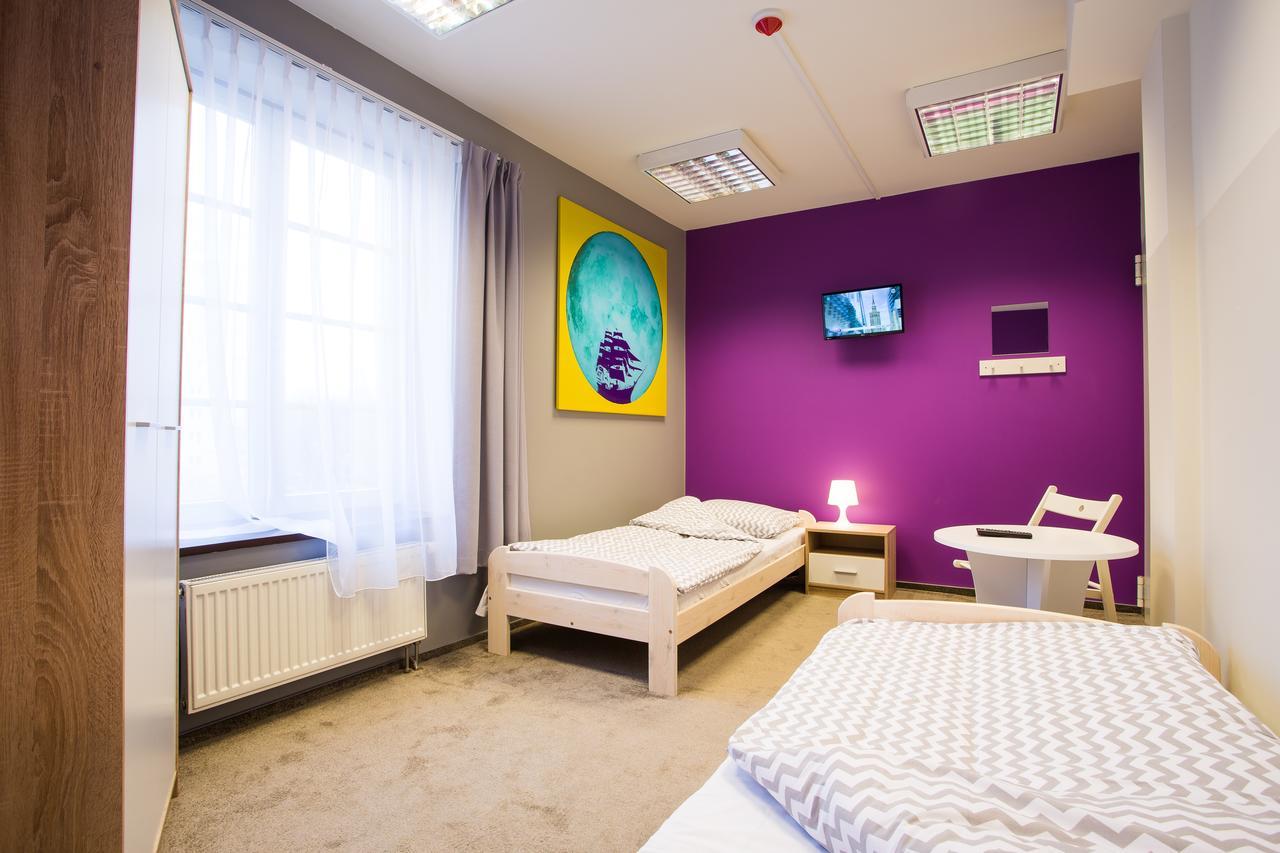 Moon Hostel Poznan Exterior photo