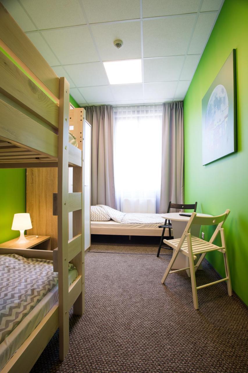 Moon Hostel Poznan Exterior photo