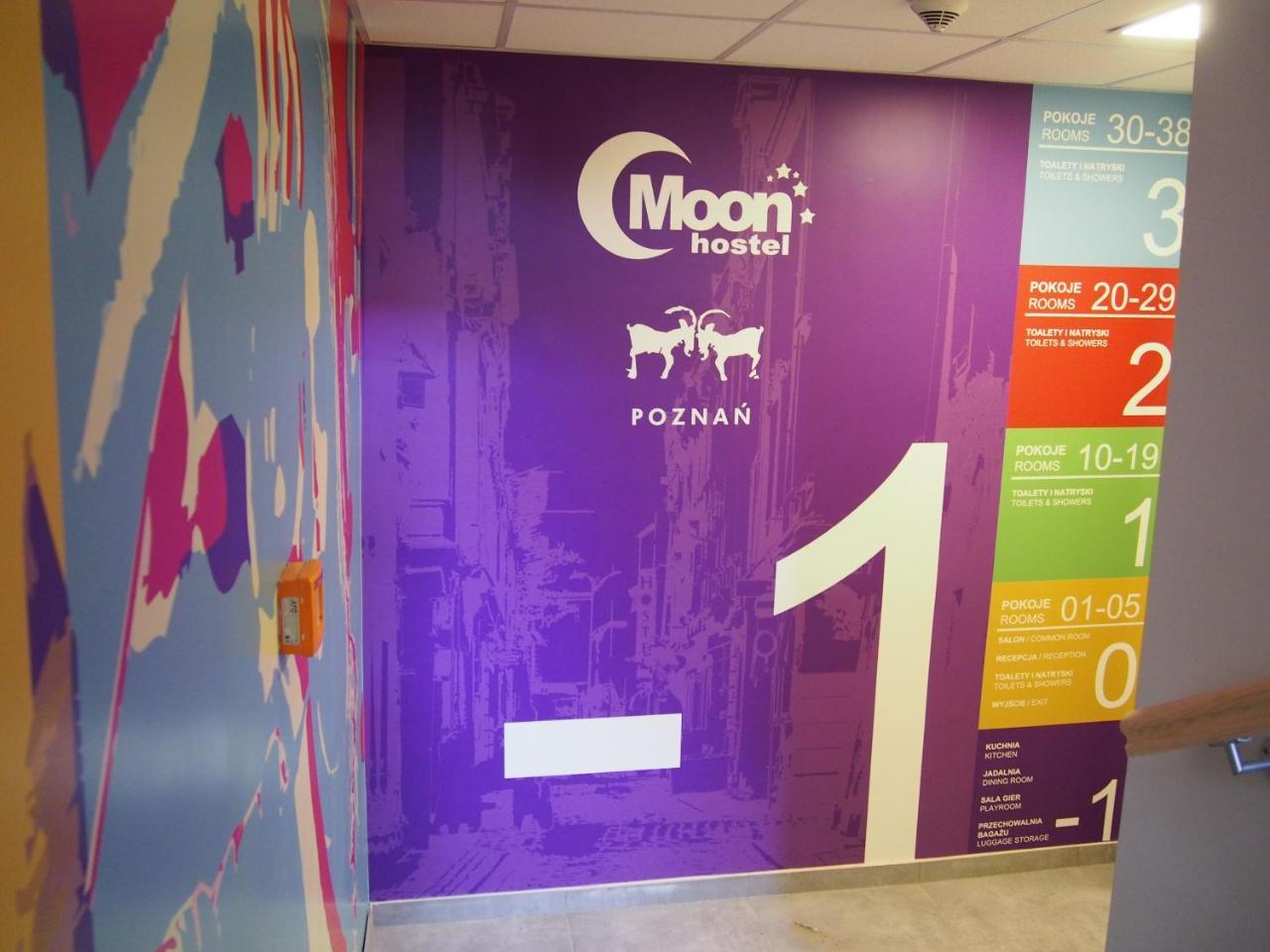 Moon Hostel Poznan Exterior photo